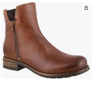 Taos Footwear Women's Zip It Boot